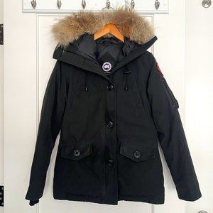 Canada Goose - Montebello Fur-trimmed Down Parka In Black - Size S